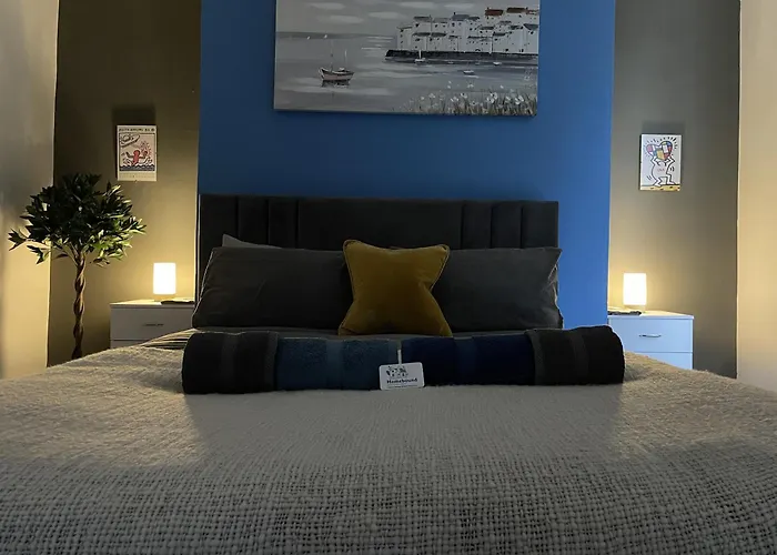 Coastal Comfort, Seaside Flat