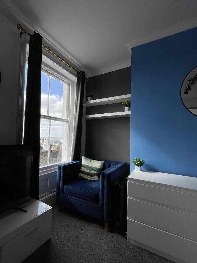 Coastal Comfort, Seaside Flat Margate
