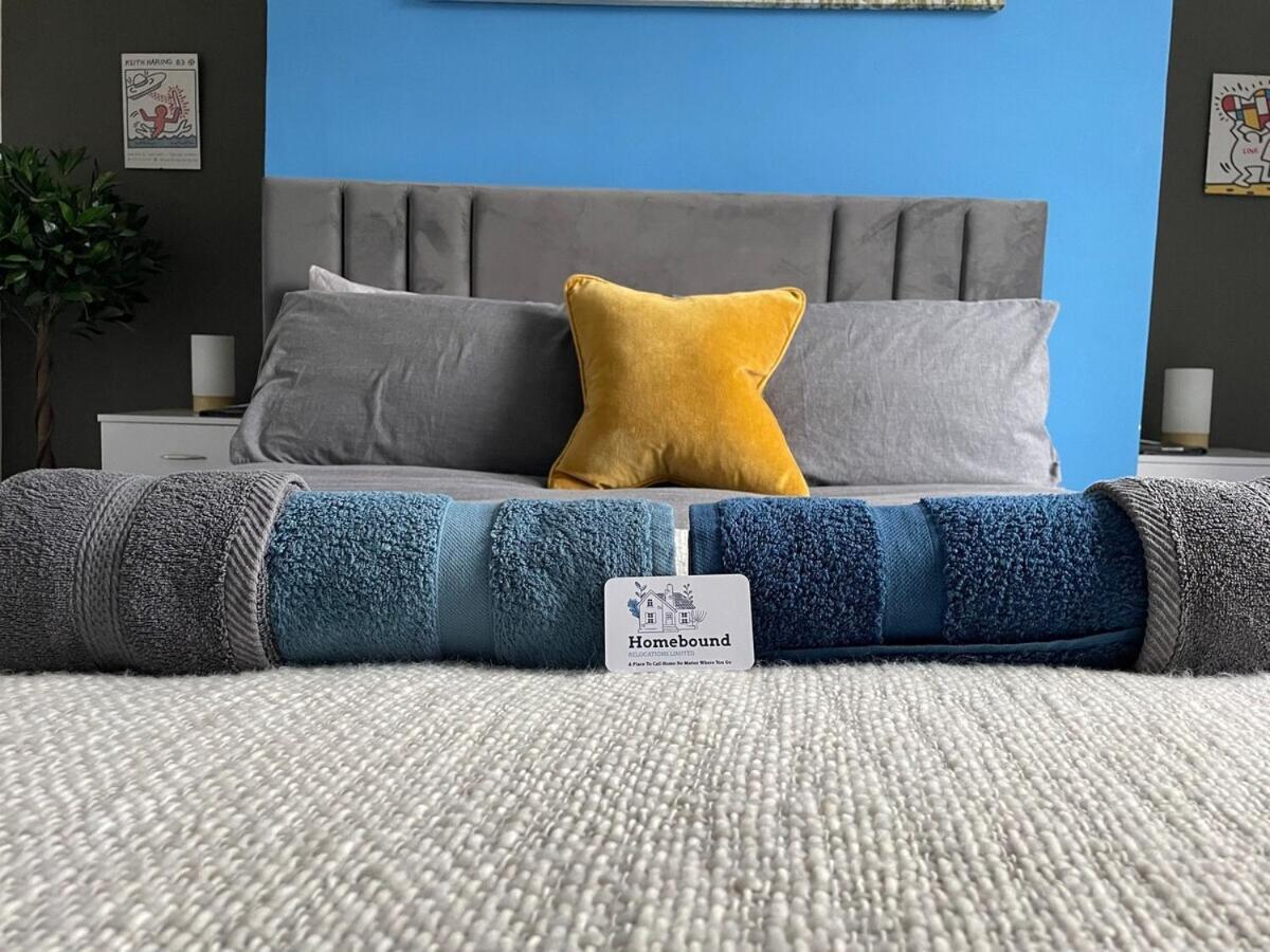 Coastal Comfort, Seaside Flat *
