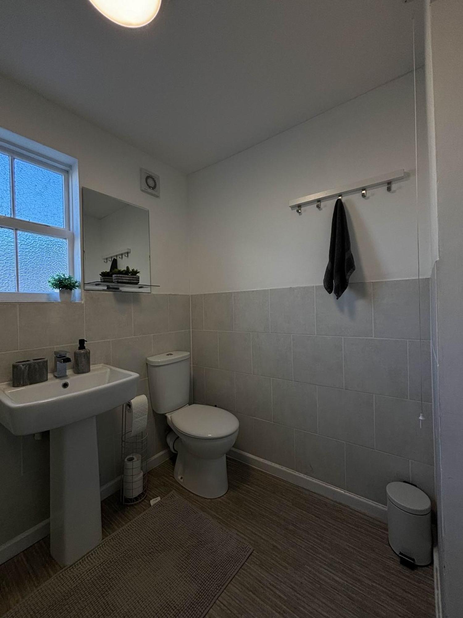 Coastal Comfort, Seaside Flat Margate